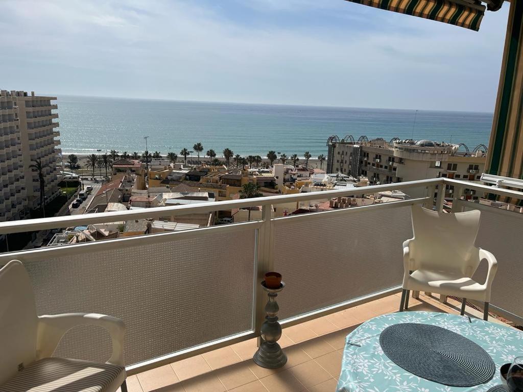 Panorama Apartment With Sea Views By Namaste Elite Торремолинос Экстерьер фото